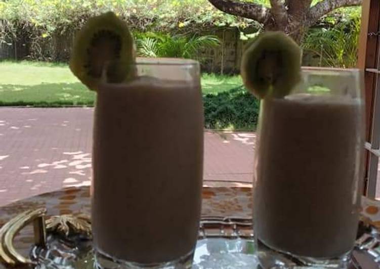 How to Make Any-night-of-the-week Kiwi Shake