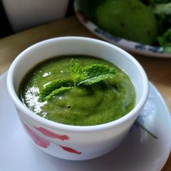 A picture of 5 min Mango pudina chutney.