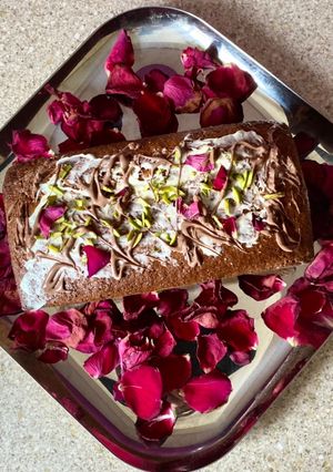 A picture of Pistachio cake eggless.