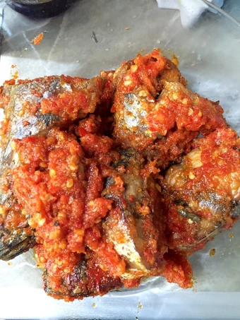 Cara Mudah Membuat Resep 11. Tongkol balado yang Bikin Ngiler Anti Ribet, Uenak Banget