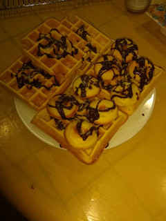 A picture of Crisp fluffy waffles.