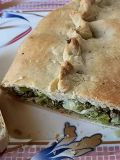 Una foto de Calzone de brócoli con masa especial