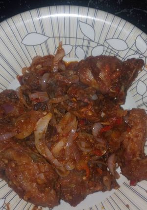 A picture of Peppered meat.