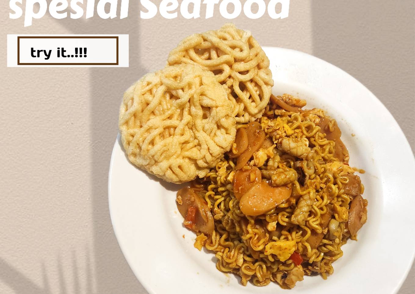 Mie nyemek spesial seafood
