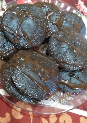 A picture of Melting chocolate idli.