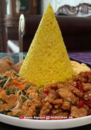 Foto resep Tumpeng Mini Nasi Kuning