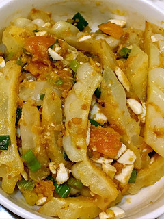 鹹蛋炒苦瓜(金沙苦瓜) 的食譜成品照片