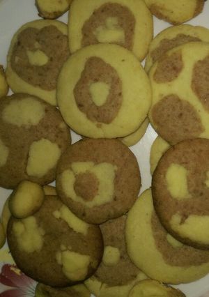 A picture of Cookie🍪 biscuit.