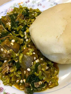 A picture of Okro soup with garri.