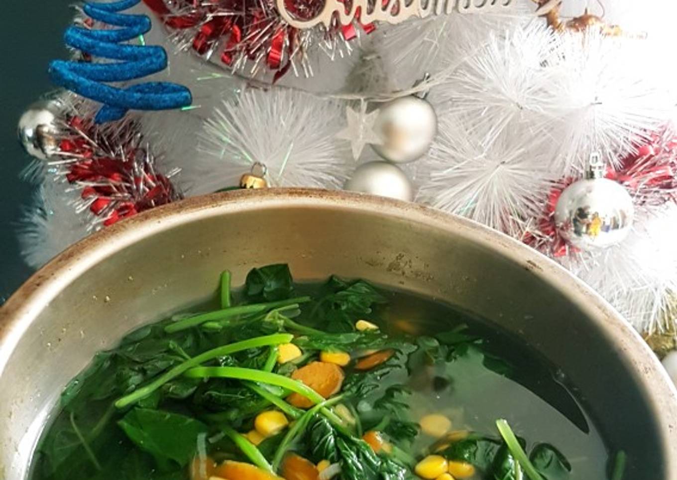 Sayur bening bayam jagung wortel