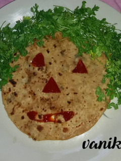 A picture of Stuffed potato onion paratha.