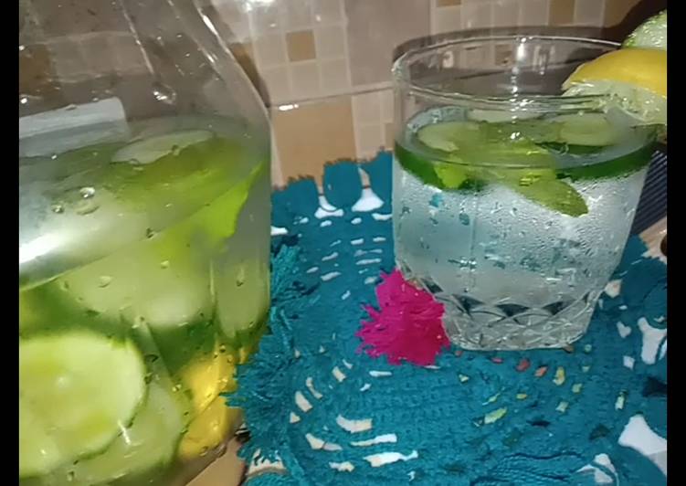 Cucumber detox water