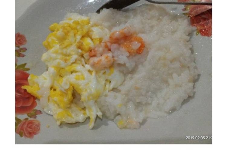 Langkah Mudah untuk Menyiapkan Bubur udang + telur, Menggugah Selera