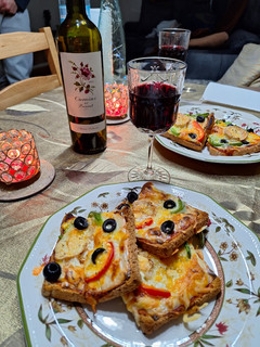 Una foto de Pizza de Pan de molde integral