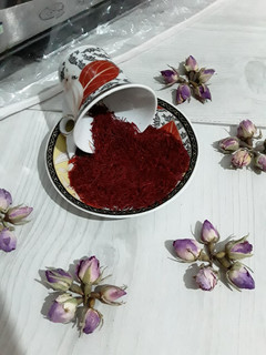 عکسی از دستور ❤دم کردن زعفران