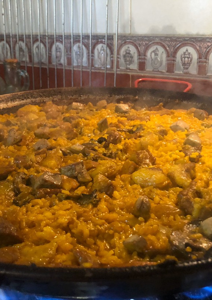 Una foto de Paella de secreto ibérico y foie