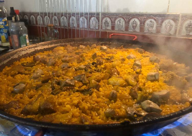 Paella de secreto ibérico y foie