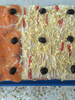 Una foto de Pastel de atún y salmón
