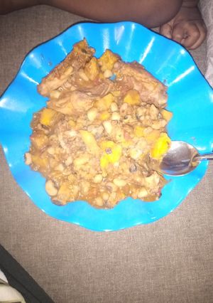 A picture of Beans and plantain porridge.