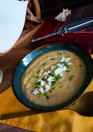 Una foto de Stardew Valley: Crema de Chirivía 🍲// Parsnip Creamy Soup