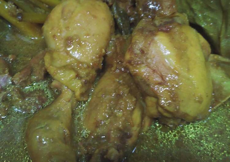 Ayam bakar / goreng Kuning (bahan dasar)