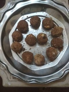 ஃகுளூபாவேட்/Gulpawate செய்முறை முக்கிய புகைப்படம்