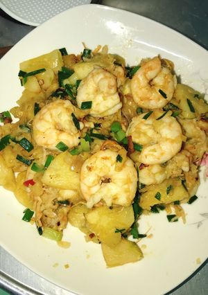 Hình của món Tôm xào sả dứa 🦞🦞🍍🍍.