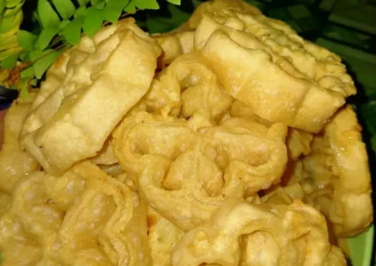 Resep Kembang goyang tanpa wijen yang Menggugah Selera