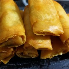 A picture of Spring Rolls.