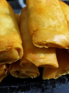 A picture of Spring Rolls.