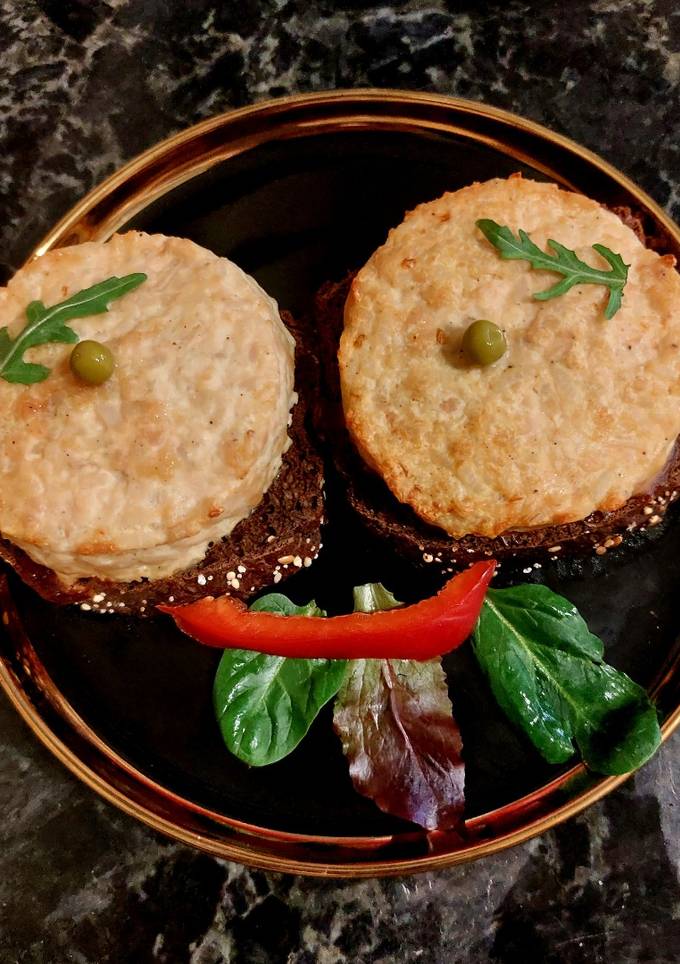 Котлети з рисом у духовці