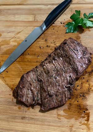 A picture of Grilled Skirt Steak.