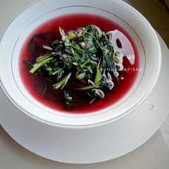 A picture of Sayur bening Bayam Merah.