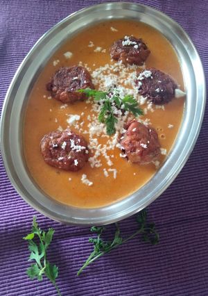 A picture of Lauki ka kofta.
