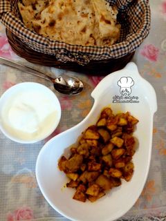 عکسی از دستور خوراک بادمجون و سیب زمینی