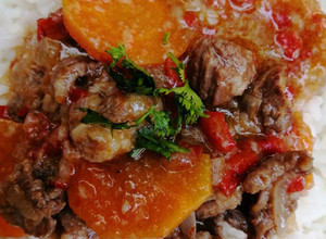 Una foto de Goulash Húngaro