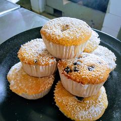 A picture of Muffins.