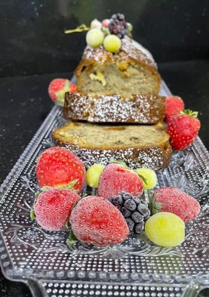 Una foto de Banana Bread o pan de plátano con nueces😜