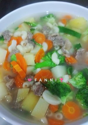 Foto resep Sop Macaroni Kesukaan Anak"