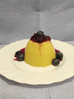 Una foto de Flan de mango saludable