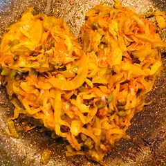 A picture of Stir fried cabbage with green tomatoes. #wonkyautumn.