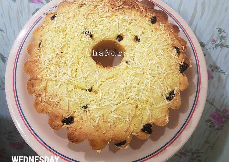 Langkah Mudah untuk Menyiapkan Bolu tape kismis keju, Enak