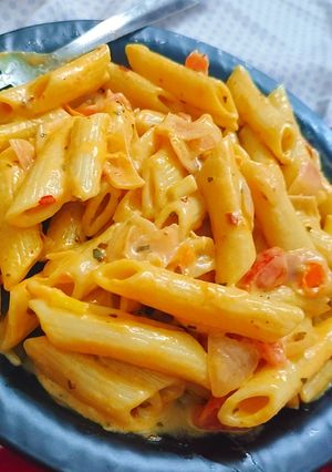 A picture of Mayo pasta.
