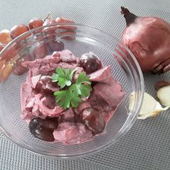 Sig's Beetroot, Garlic and Grape Salad A picture of Sig's Beetroot, Garlic and Grape Salad.