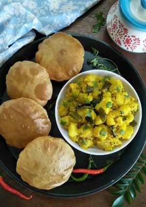 A picture of POORI BHAAJI (Maharashtrian Style Potato Vegetable With Poori).