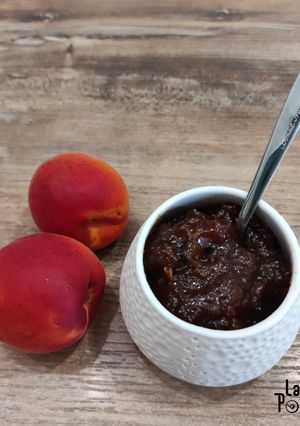 Une photo de Confiture d’abricot fleur d’oranger
