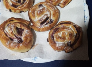 Foto principal de Rollos de manzana en masa de empanada