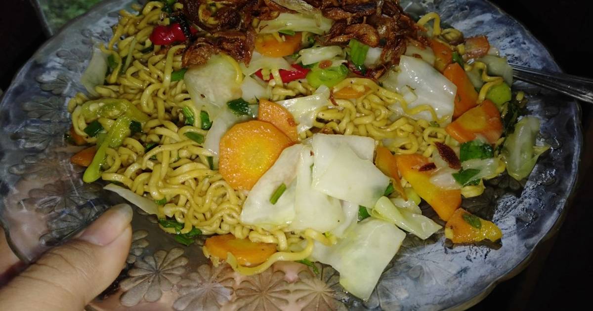 Resep Mie Goreng Simple Oleh Nonny - Cookpad