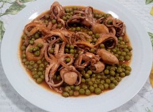 Foto di Moscardini con piselli