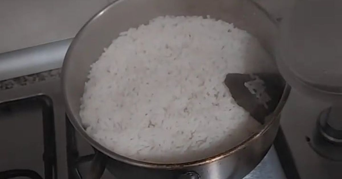 Como cozer arroz solto (sem ficar empapado)